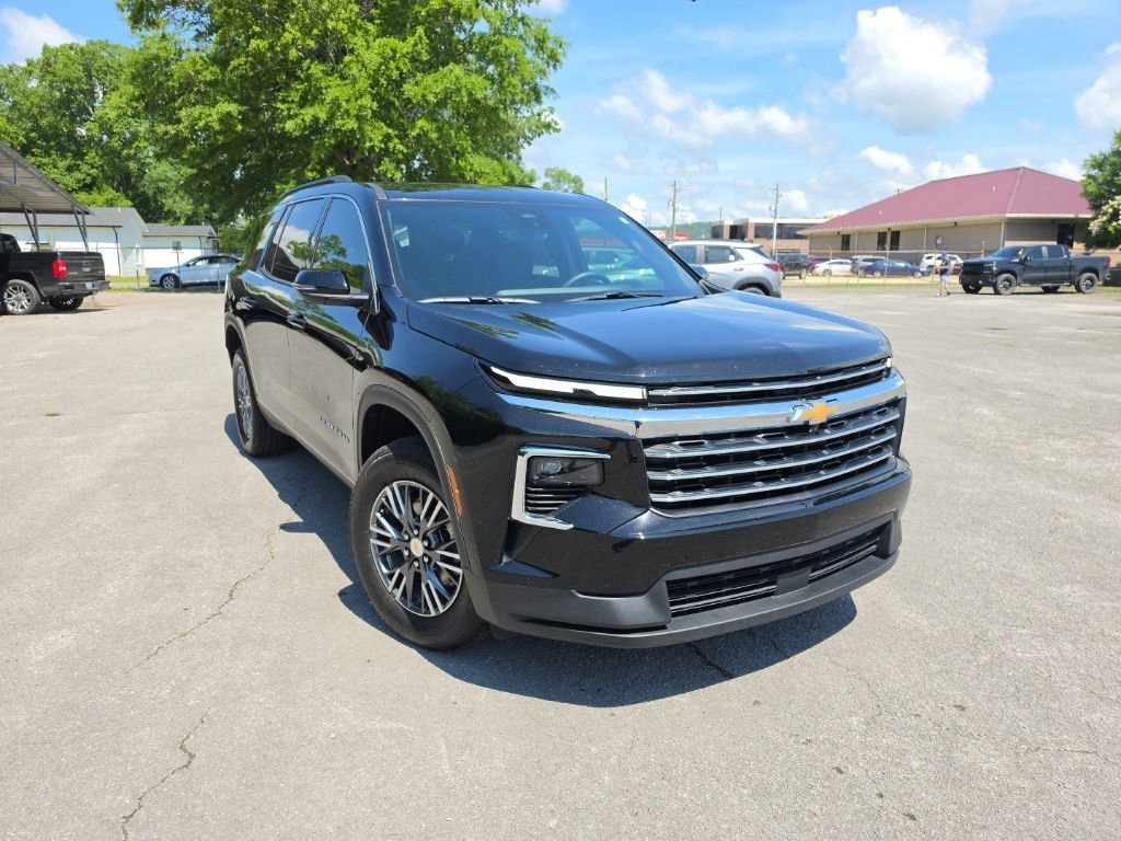 2026 Chevrolet Traverse FWD LT's photo