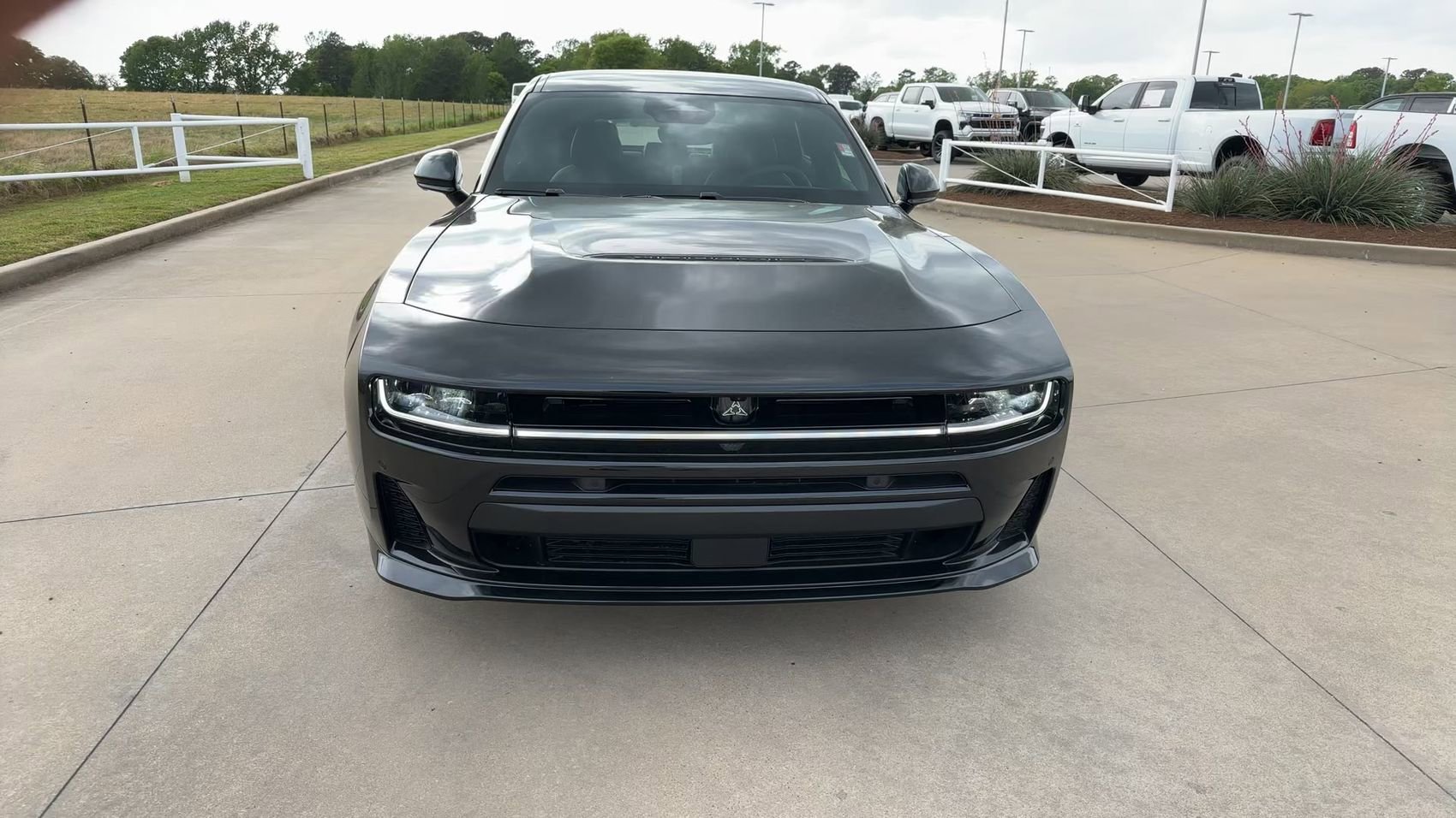 New 2026 Diamond Black Crystal Pearlcoat Dodge R/T Plus image 4