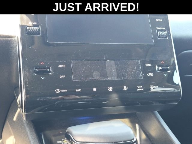 Certified Used 2023 Black Hyundai SEL image 18