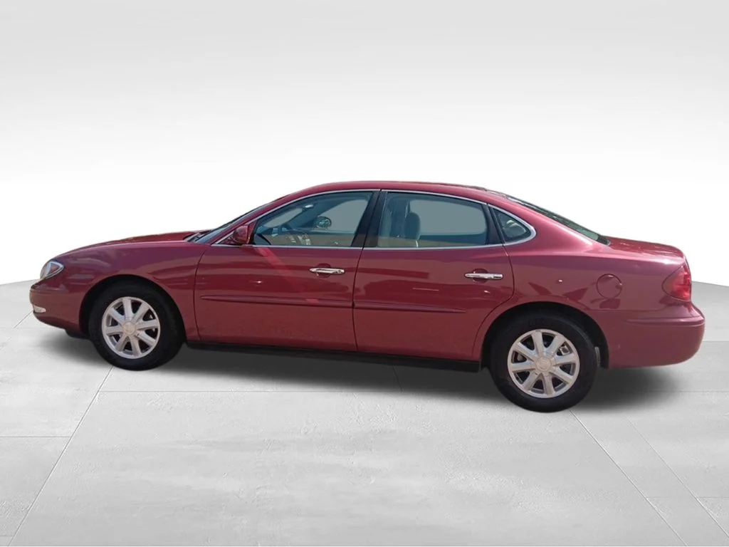 Used 2006 Cardinal Red Metallic Buick CX image 11
