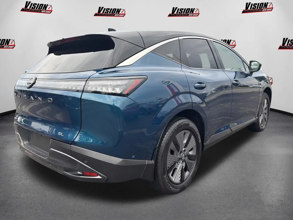 Used 2025 Blue Nissan SL image 9