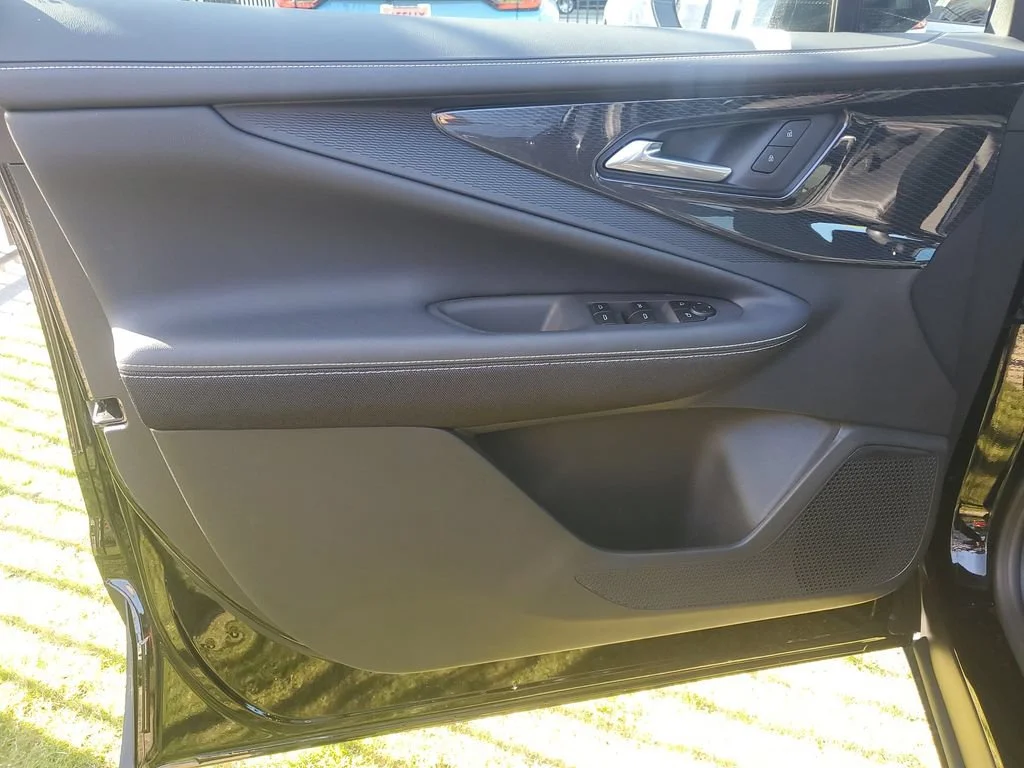 2026 Chevrolet Blazer EV LT - Photo 18