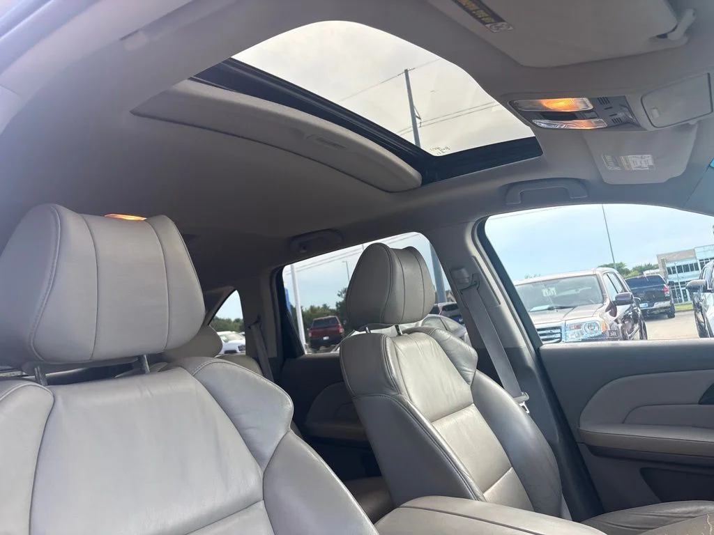 Used 2008 Silver Acura Technology SH-AWD image 29