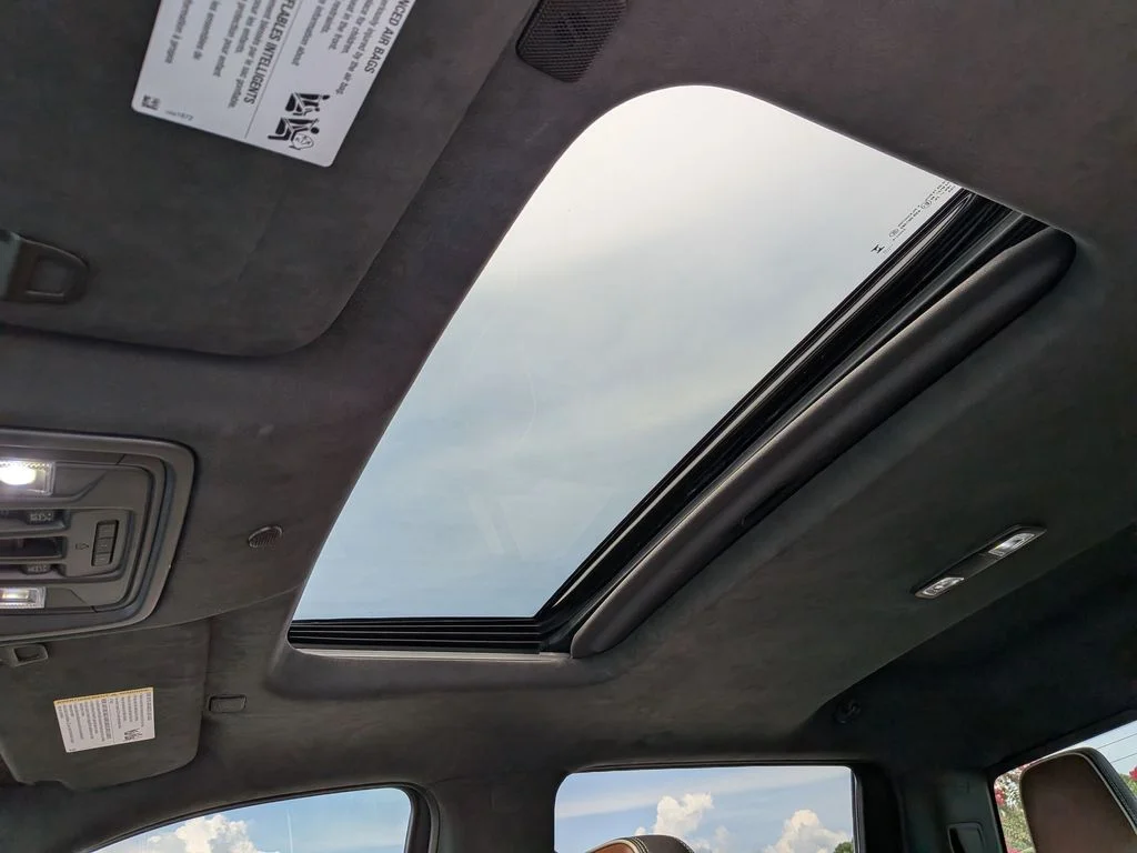 Used 2025 Black GMC Denali Ultimate image 12