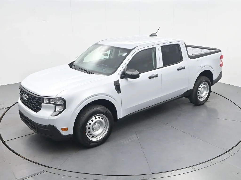 New 2026 Space White Metallic Ford XL image 27