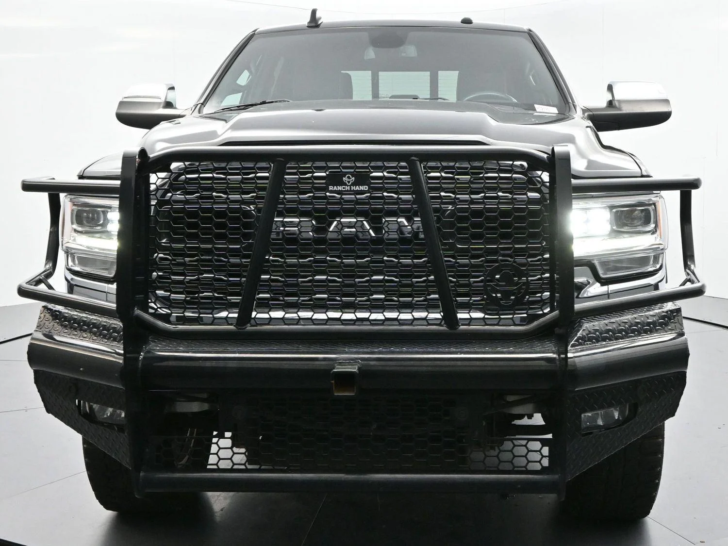 Used 2022 Diamond Black Crystal Pearlcoat Ram Limited image 2