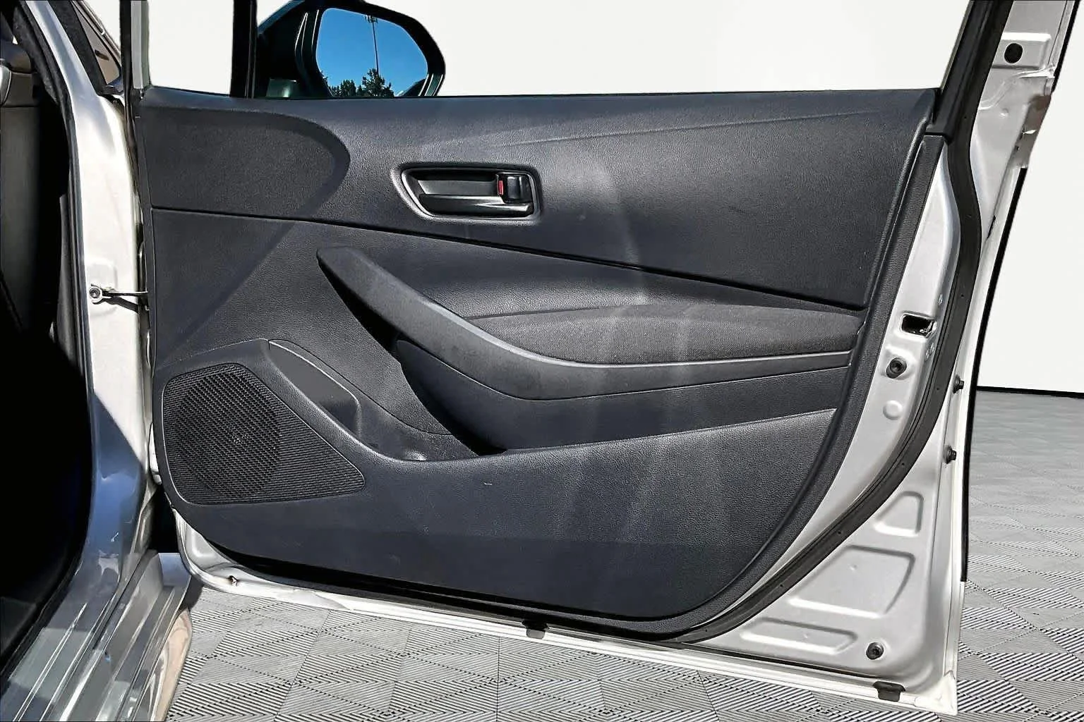Used 2025 Classic Silver Metallic Toyota LE image 23