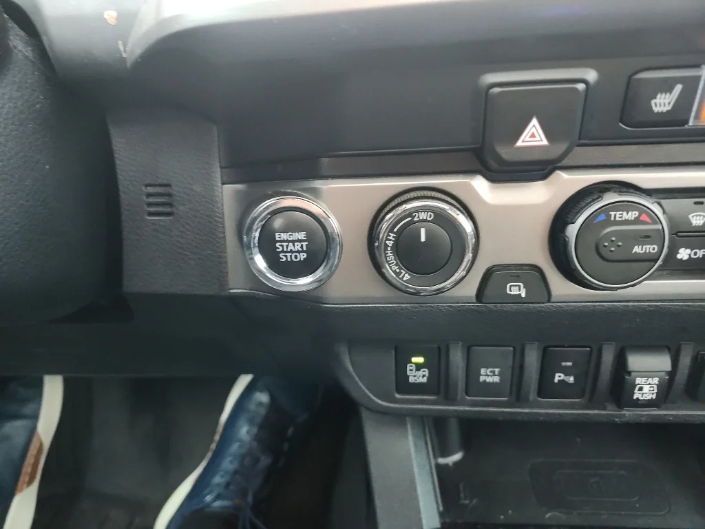Used 2022 Midnight Black Metallic Toyota Limited image 31