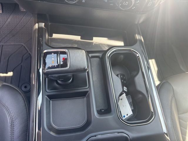 Used 2024 Gray Chevrolet ZR2 image 20