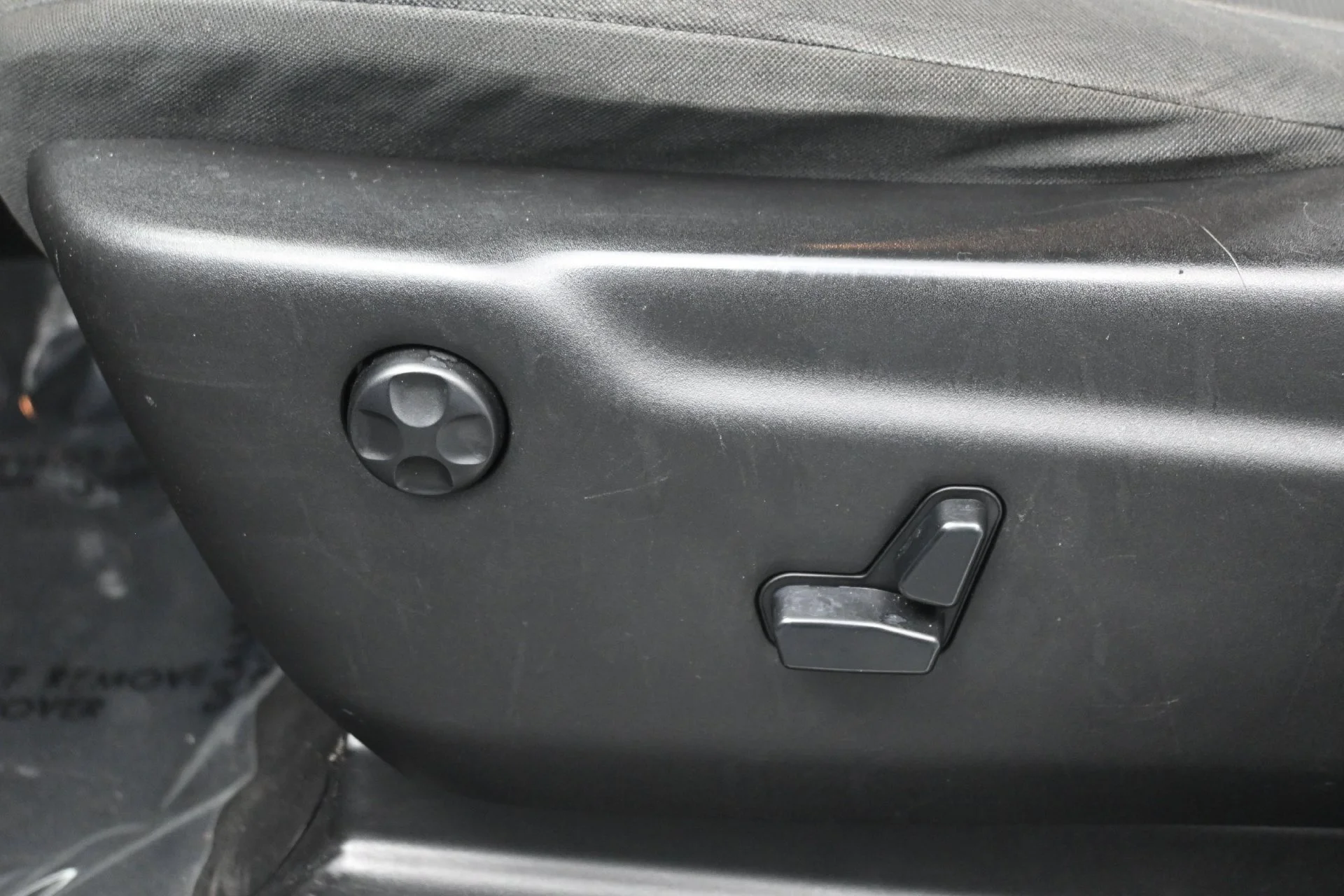 Used 2015 Bright White Clearcoat Jeep Laredo image 20