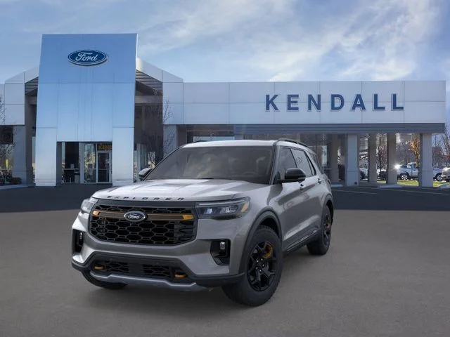 New 2026 Carbonized Gray Metallic Ford Tremor image 2