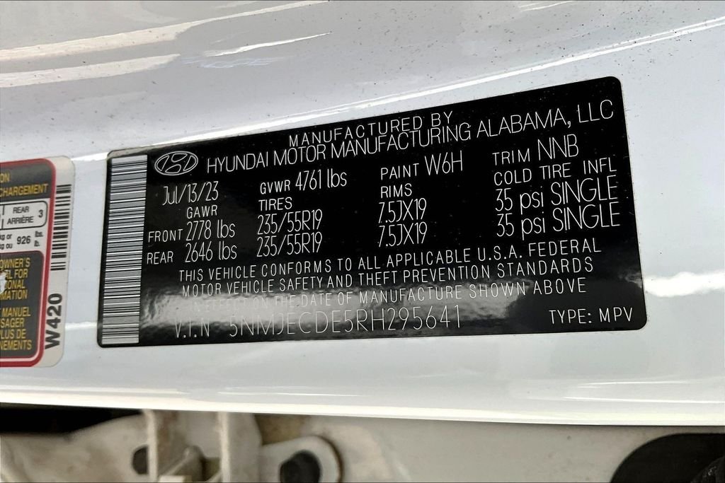 Used 2024 White Pearl Hyundai Limited image 18