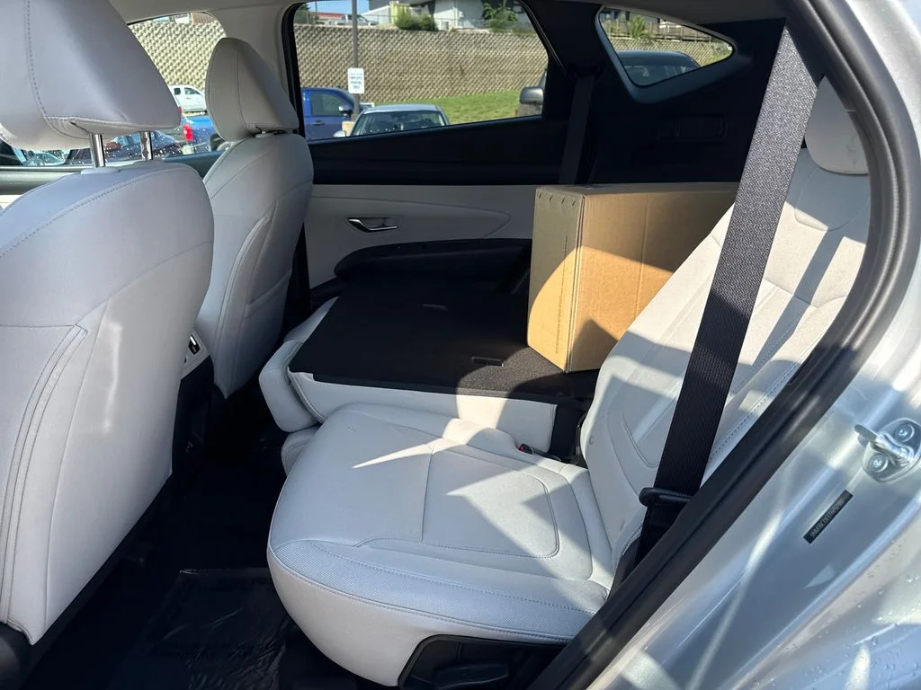 New 2026 Silver Hyundai SEL image 25
