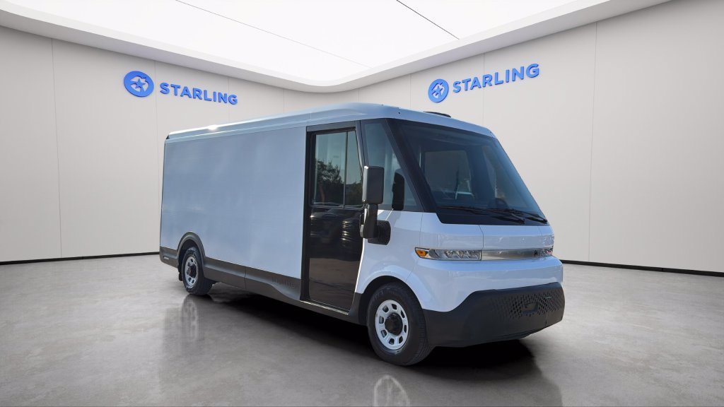 Used 2024 Oyster White BrightDrop EJY image 14