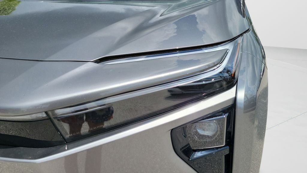 New 2026 Heavy Metal <sup>1</sup> Toyota  XLE image 25