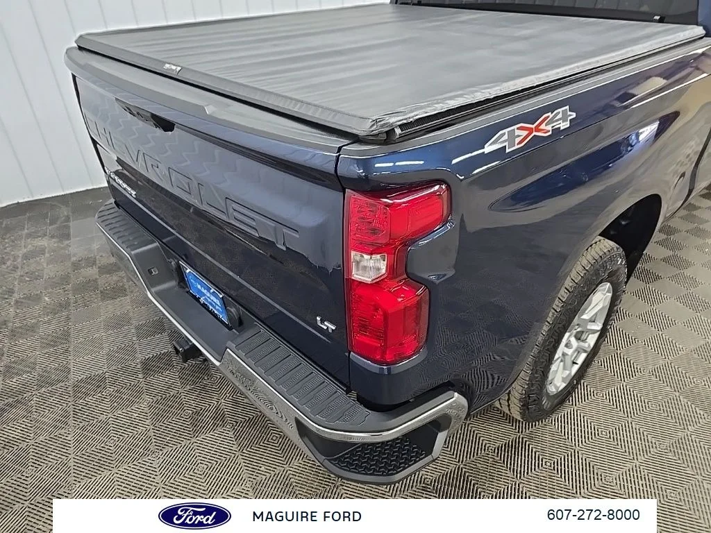 Used 2023 Blue Chevrolet LT image 14