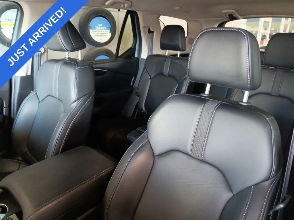 2023 Honda Pilot Touring - Photo 6