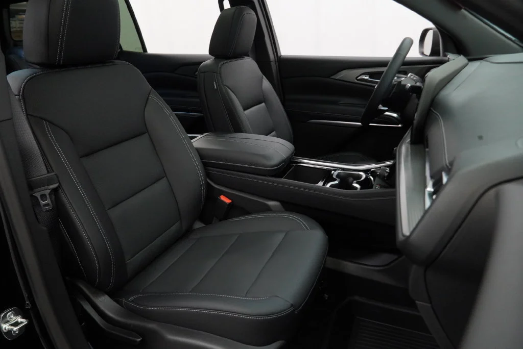 New 2027 Mosaic Black Metallic Chevrolet LT image 36