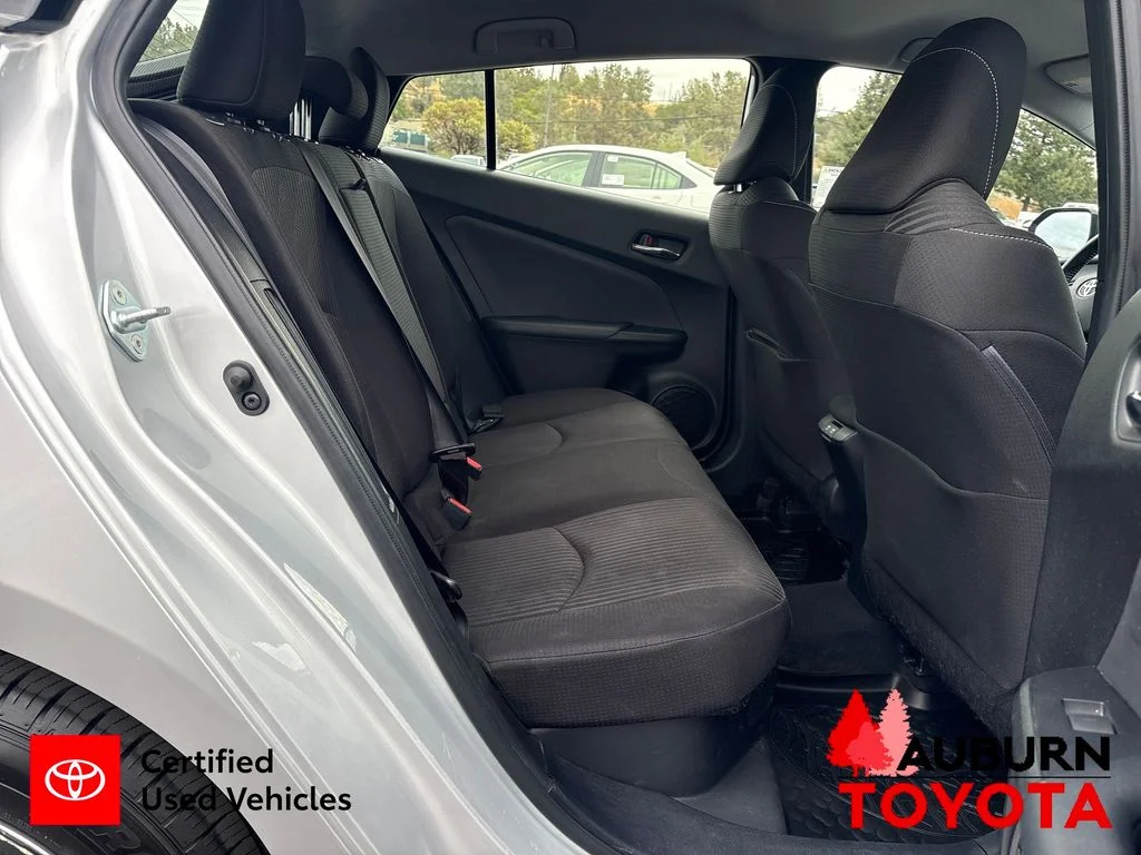 Certified Used 2020 Classic Silver Metallic Toyota LE image 28