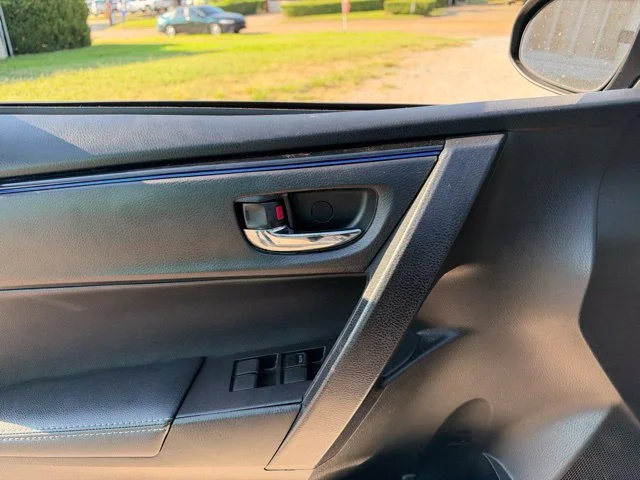Used 2019 Gray Toyota SE image 19