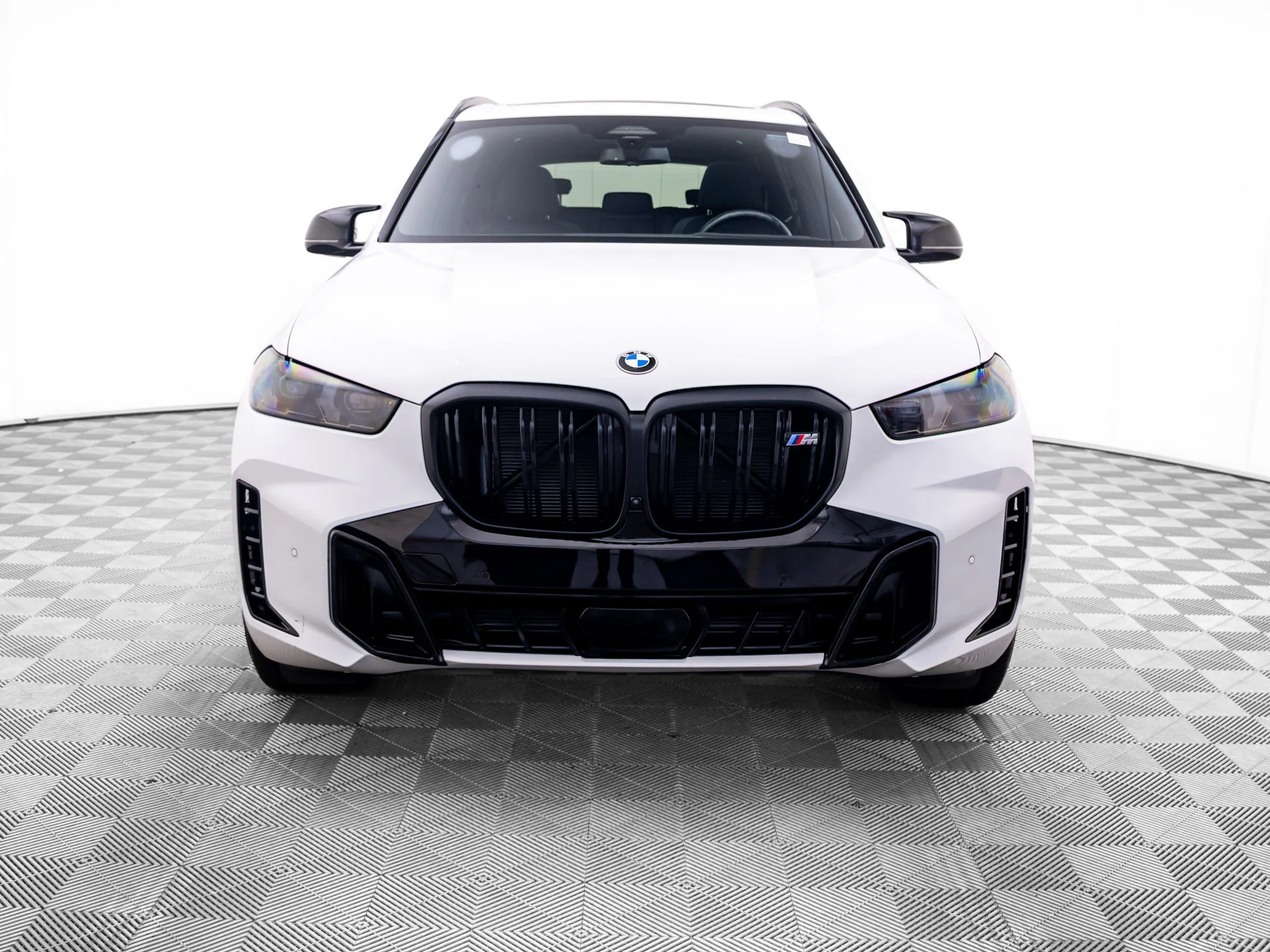 Certified Used 2024 White BMW M60i image 9