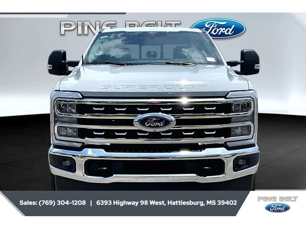 New 2026 Avalanche Ford F-250® XLT image 3