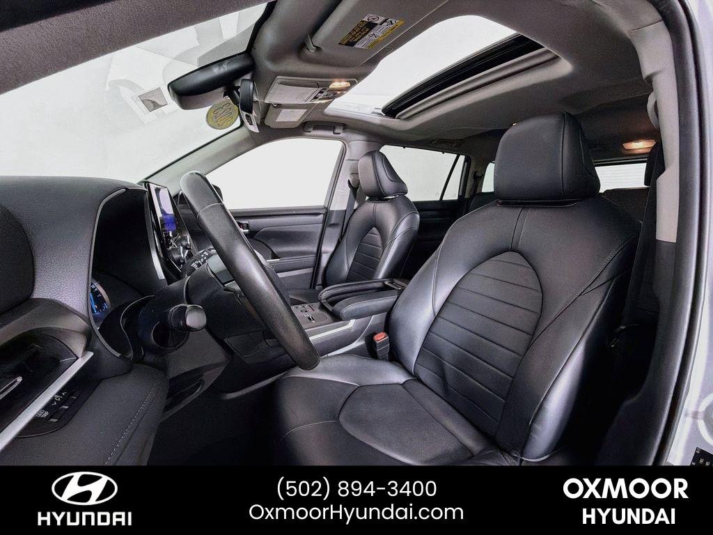 Used 2023 Celestial Silver Metallic Toyota Hybrid XLE image 20