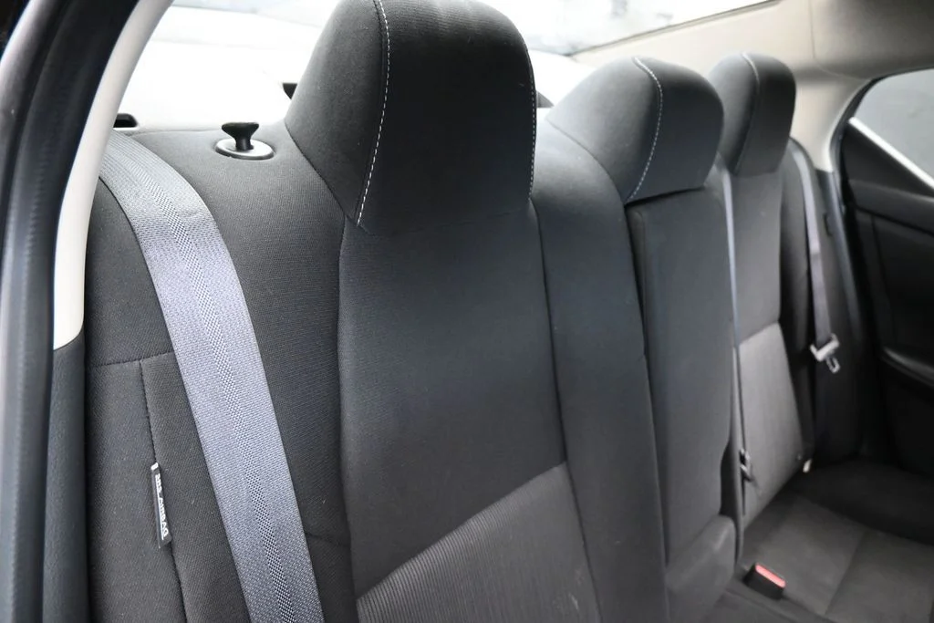 Used 2022 Super Black Nissan SV image 32