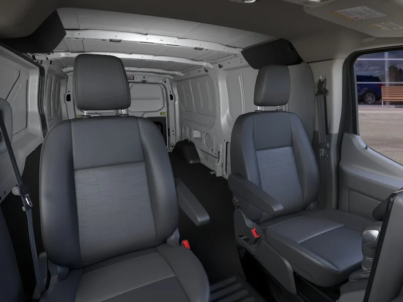 New 2025 Oxford White Ford Base image 32