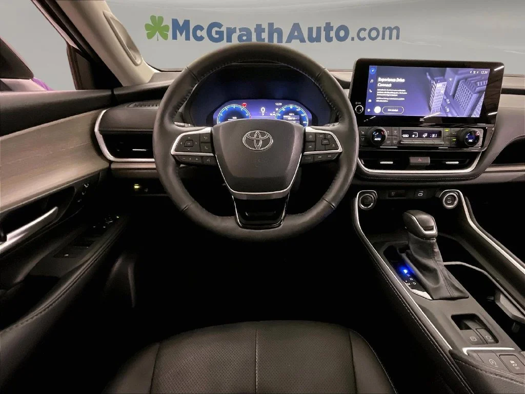 Certified Used 2025 Black Toyota Platinum image 7