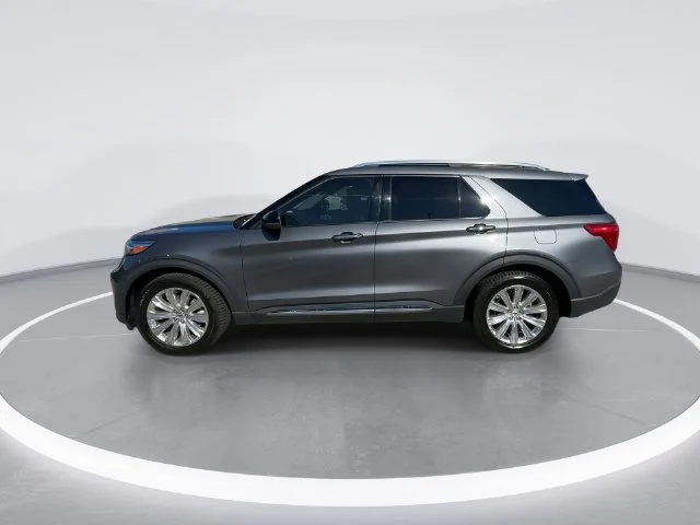 Used 2023 Gray Ford Limited image 4