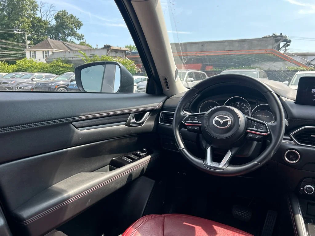 Used 2023 Gray Mazda 2.5 S Carbon Edition image 27