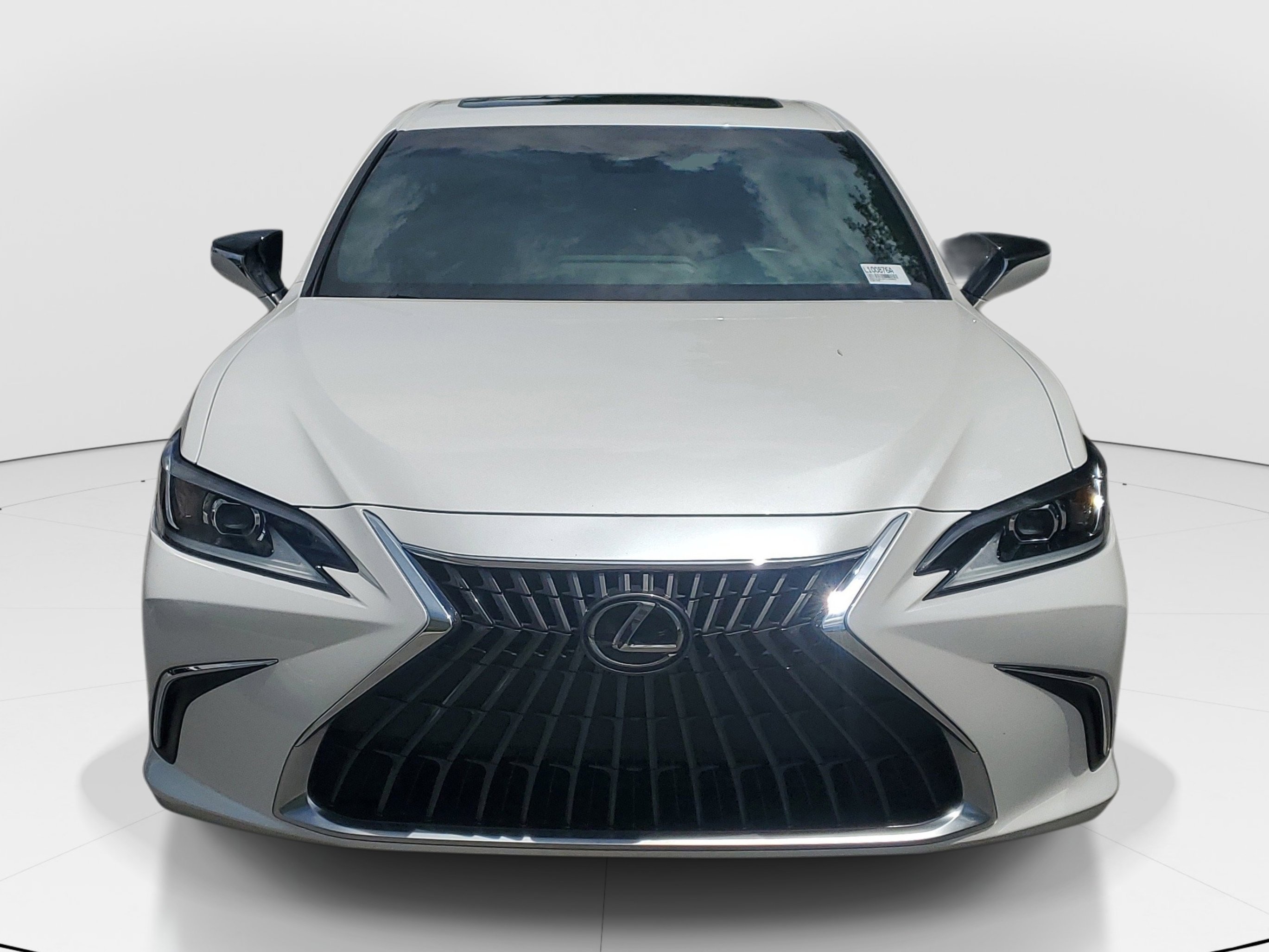 Used 2023 Ultra White Lexus ES 350 image 2