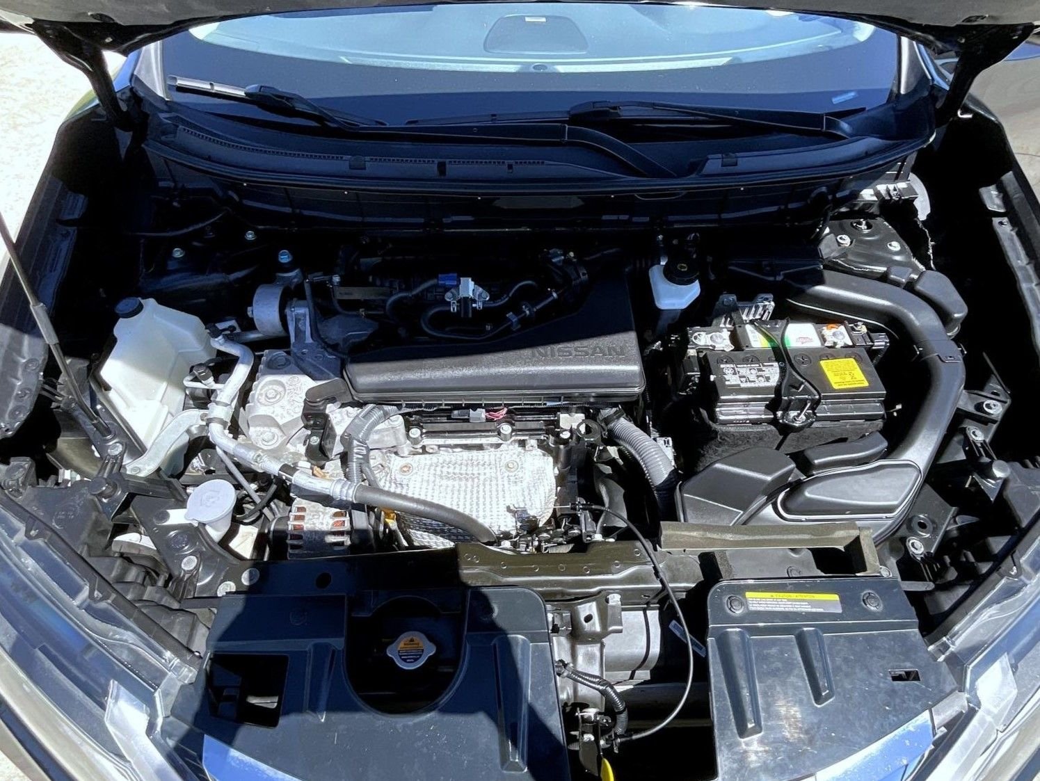 Used 2020 Black Nissan SL image 25