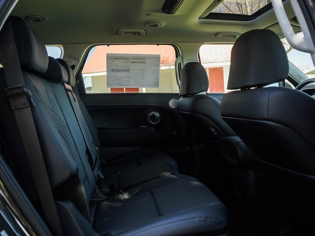 New 2026 Titan Green Hyundai SEL Premium 8P AWD image 39