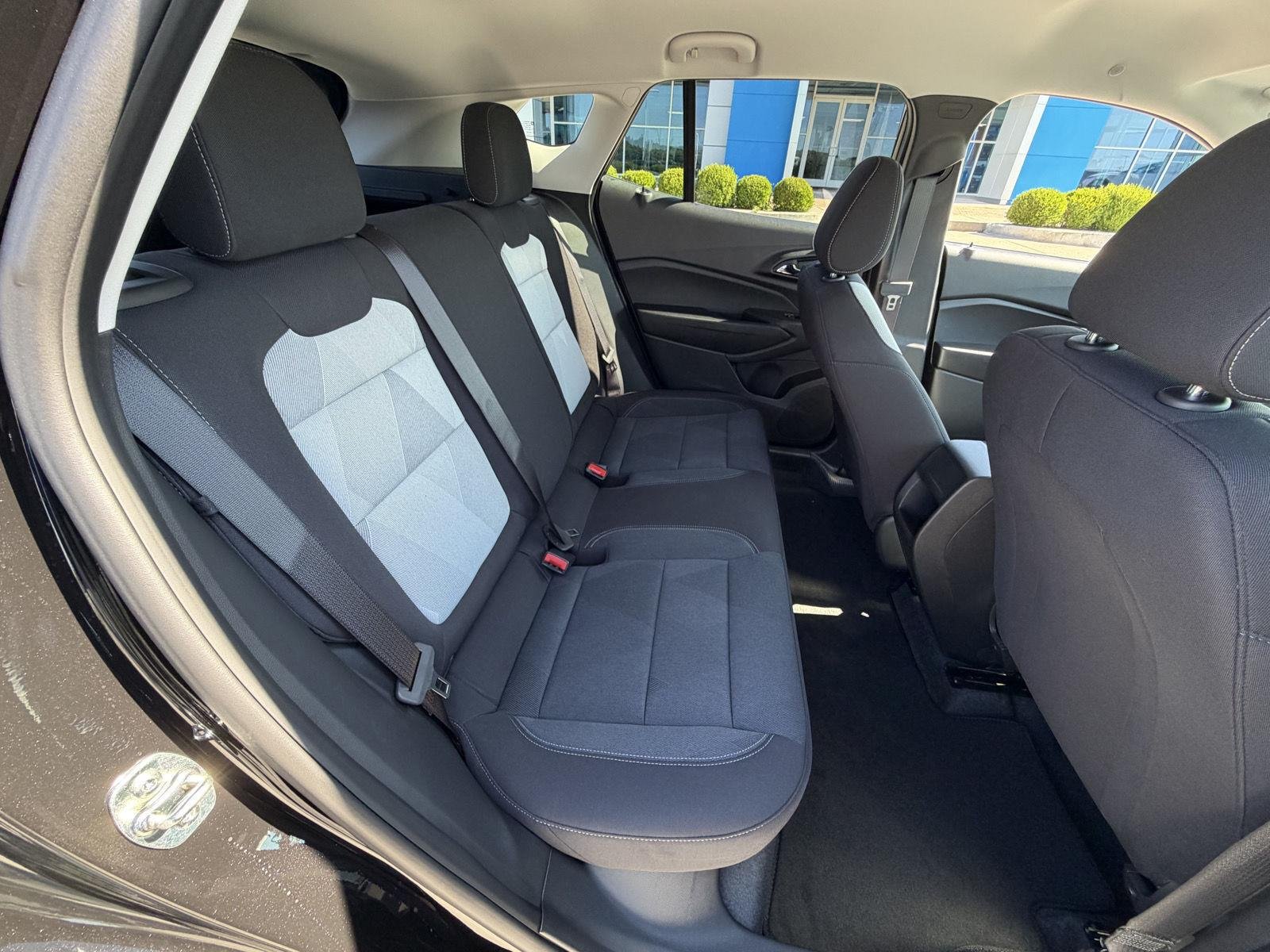 2026 Chevrolet Trax LS - Photo 26