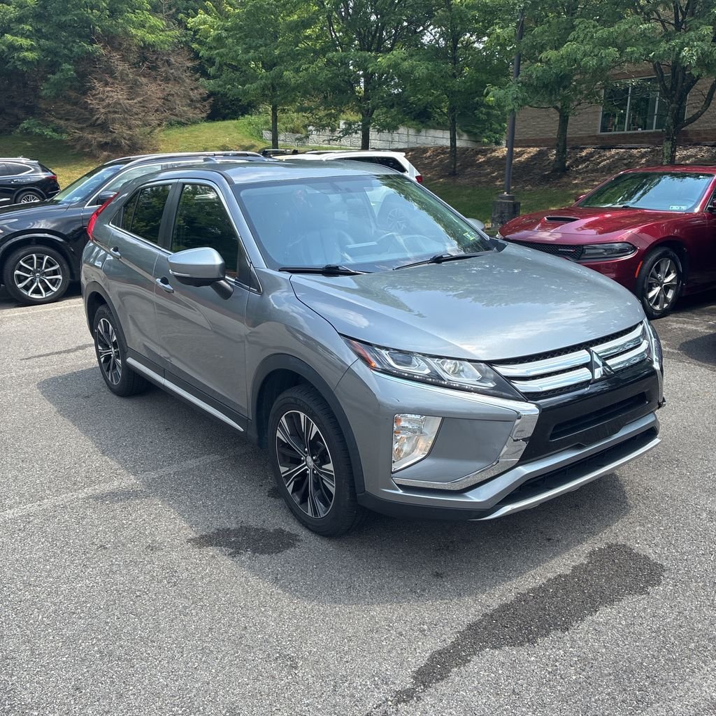 Used 2019 Gray Mitsubishi SEL image 5
