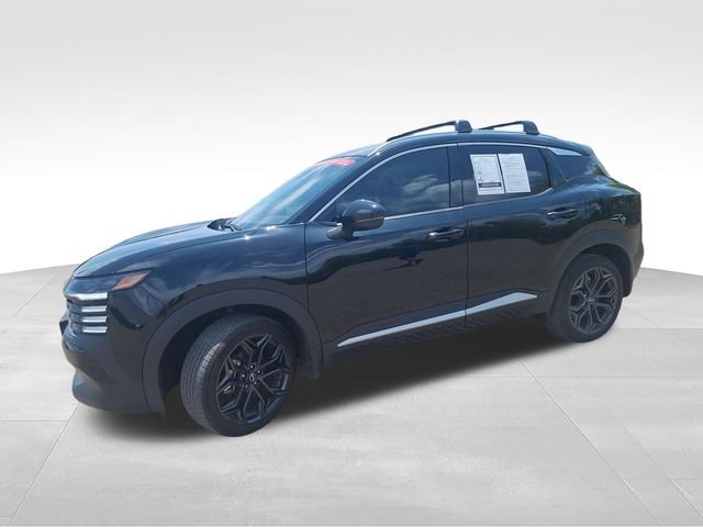 Used 2025 Black Nissan SR image 4