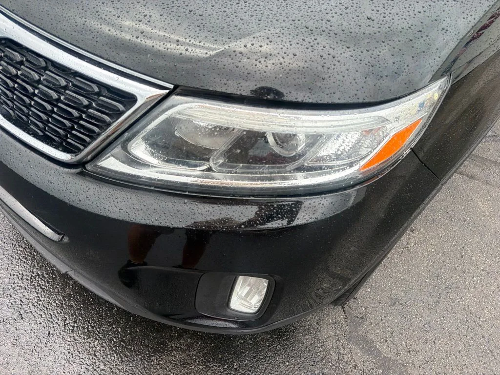 Used 2015 Black Kia LX image 15