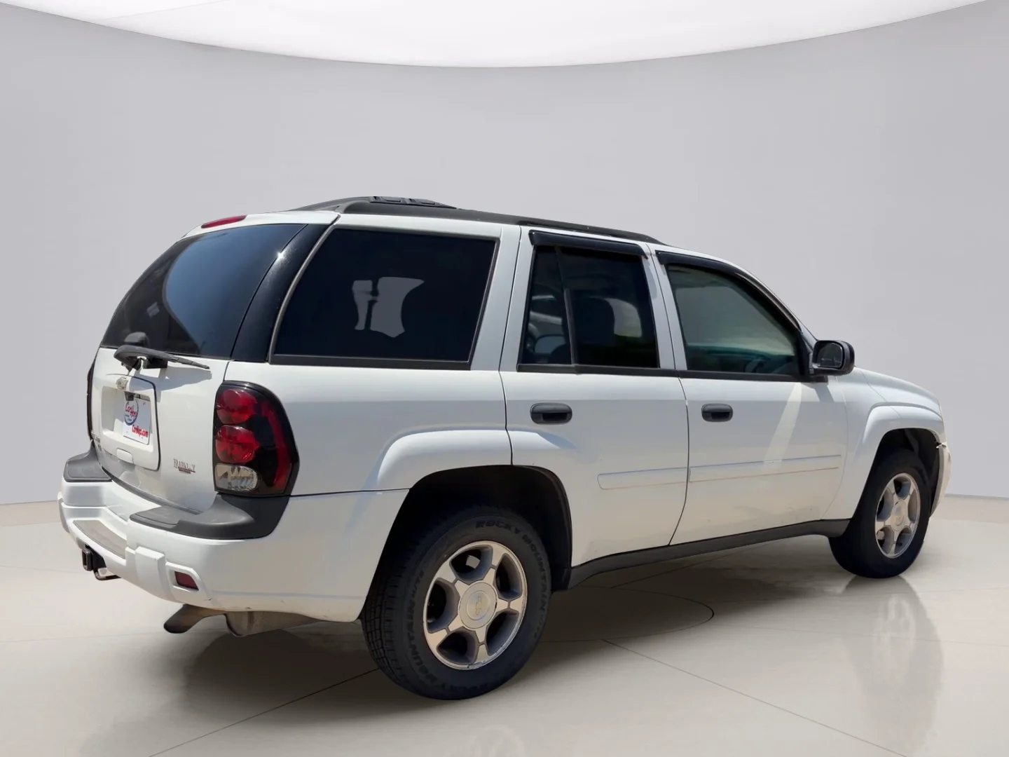Used 2008 White Chevrolet LT image 5