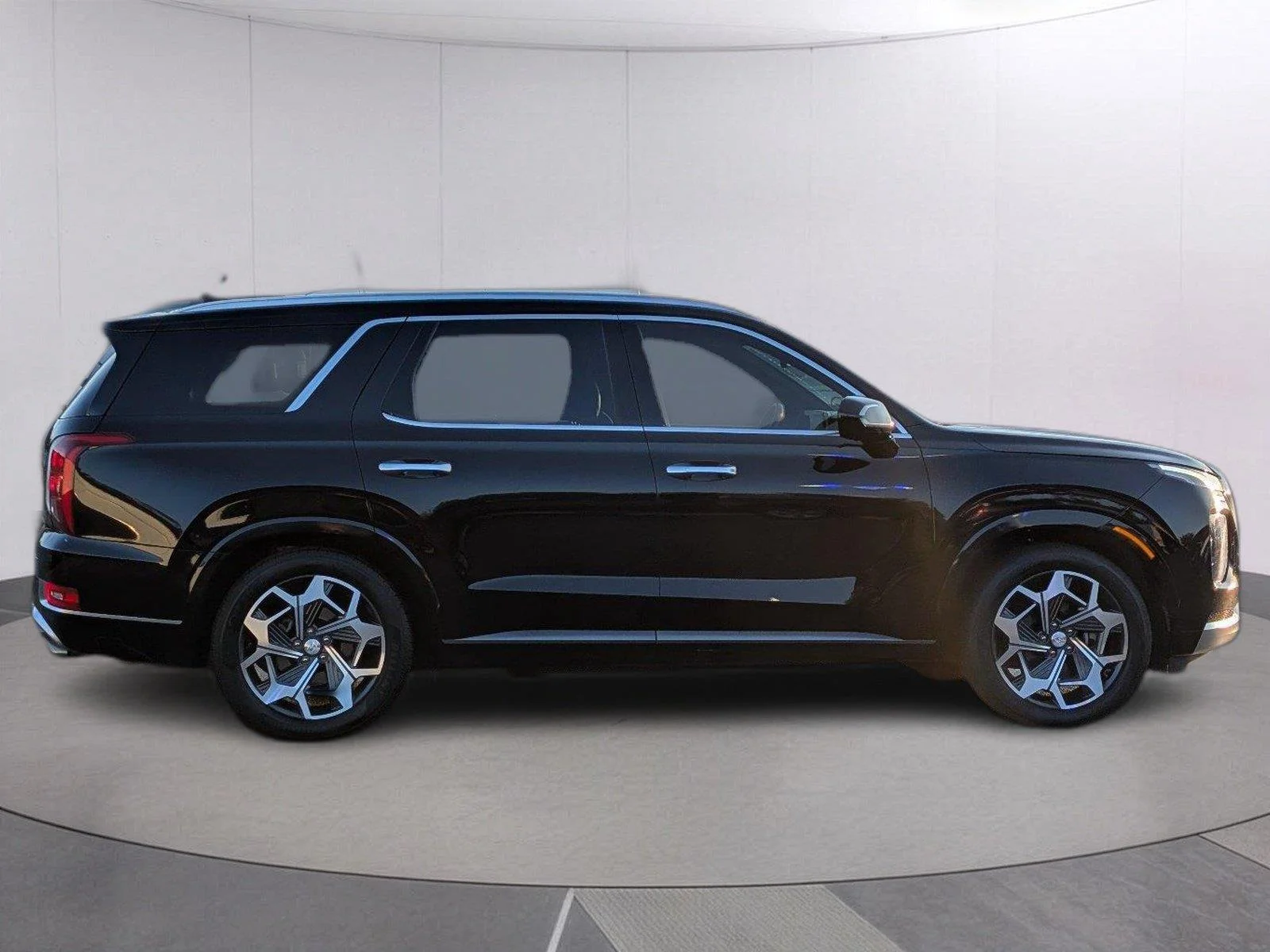 Used 2021 Becketts Black Hyundai Calligraphy image 8