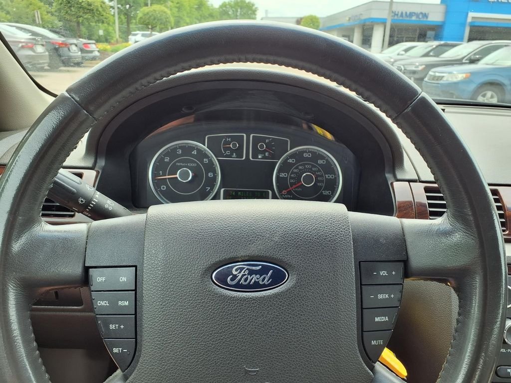 Used 2009 Silver Ford SE image 12