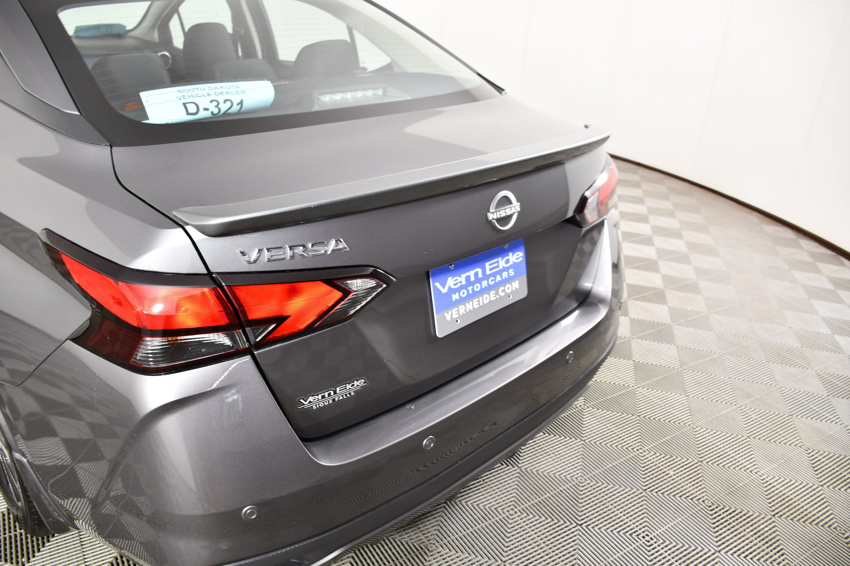 Used 2025 Gun Metallic Nissan SV image 15
