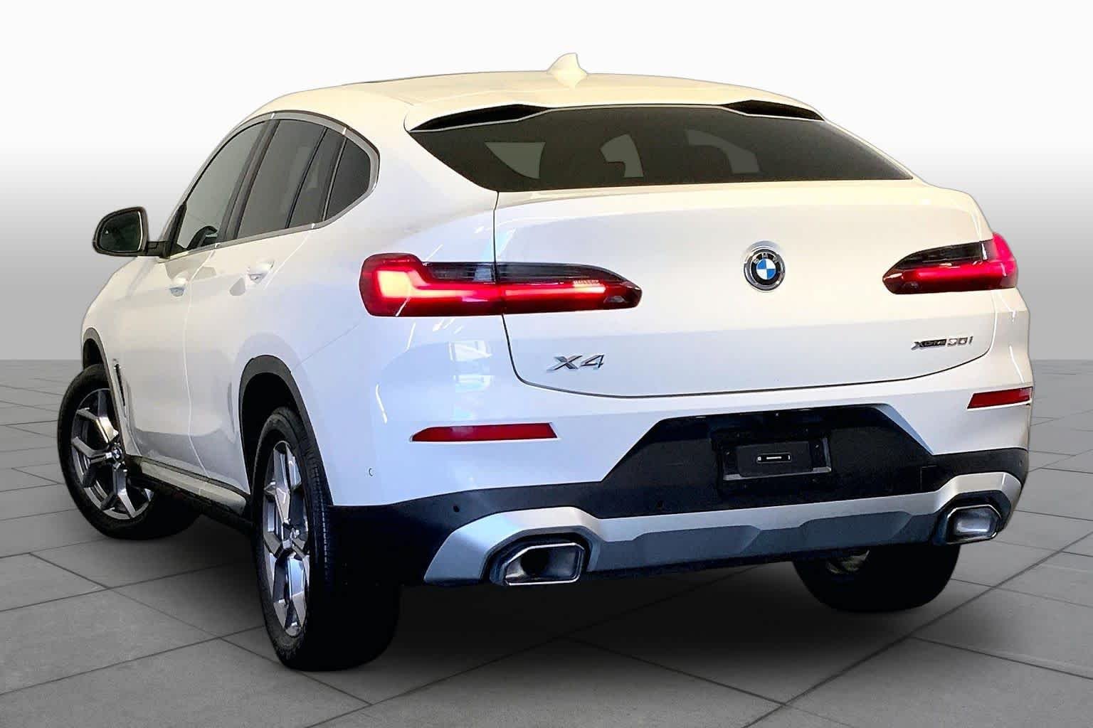 Used 2024 Alpine White BMW xDrive30i image 12