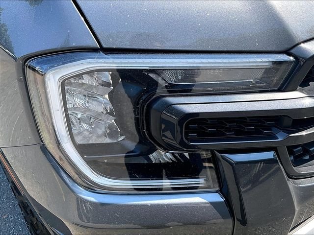 Used 2024 Gray Ford XLT image 31
