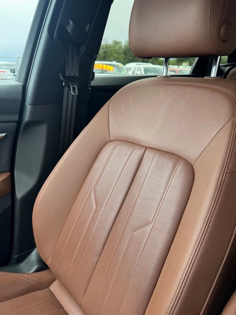 Used 2021 Mythos Black Metallic Audi Premium Plus image 19