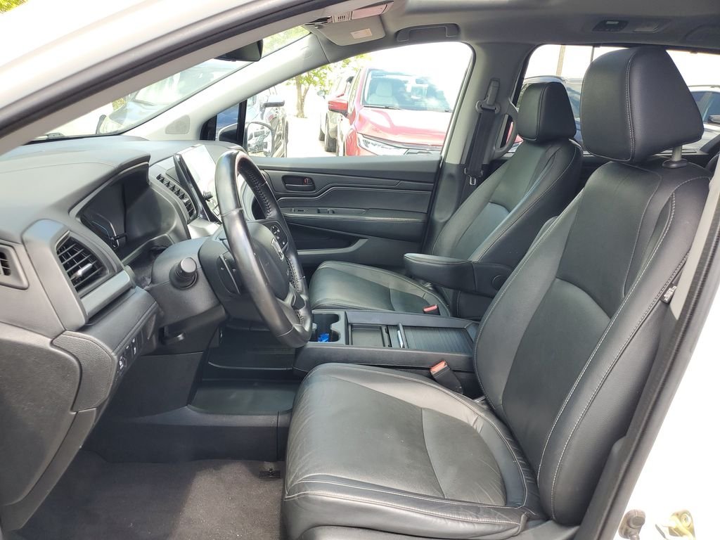 Certified Used 2021 Platinum White Pearl Honda EX-L image 9