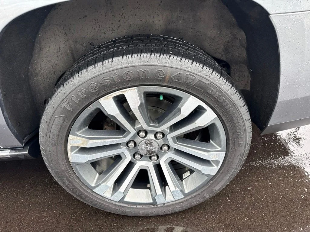 Used 2018 Gray GMC Denali image 15