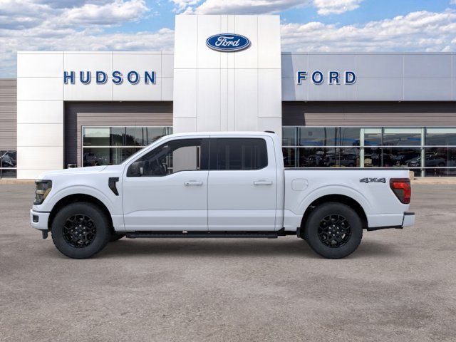 New 2026 Oxford White Ford XLT image 3