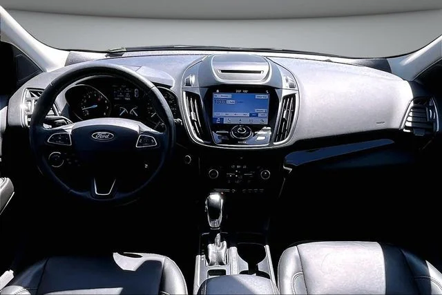Used 2018 Magnetic Metallic Ford Titanium image 7